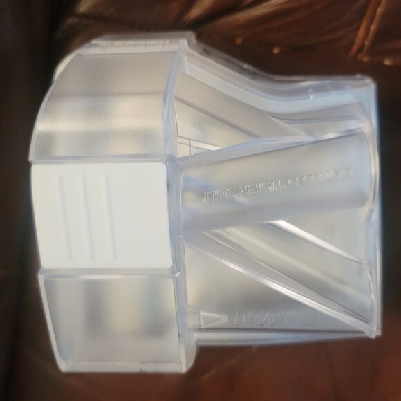 ResMed Air sense 10 Auto set with Accessories and 9881 Run Hours - Picture 9 of 16